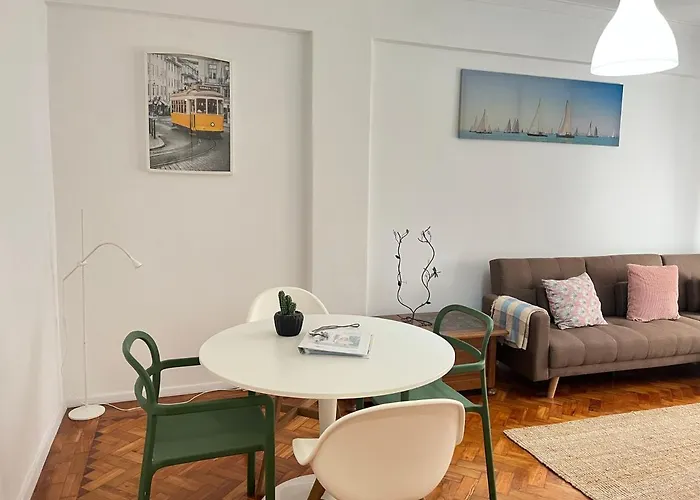 92 Campolide Apartment By Trip2Portugal